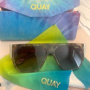 Quay polarized Go off 1212